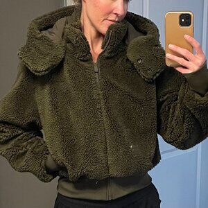 Alo Foxy Sherpa Jacket Size S